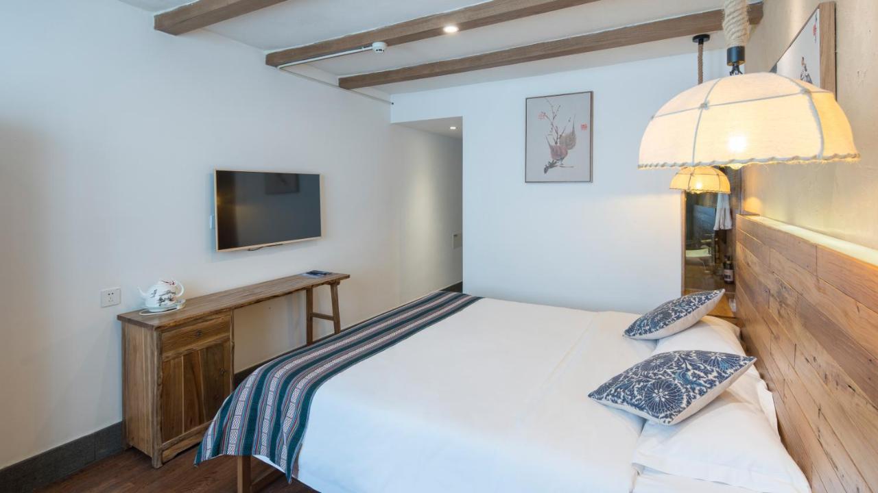 Floral Hotel - Yuexiang Inn Wuzhen Jiaxing Exterior photo